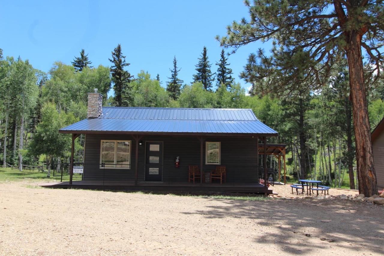 Aspen Springs Angel Fire Aparthotel Exterior photo