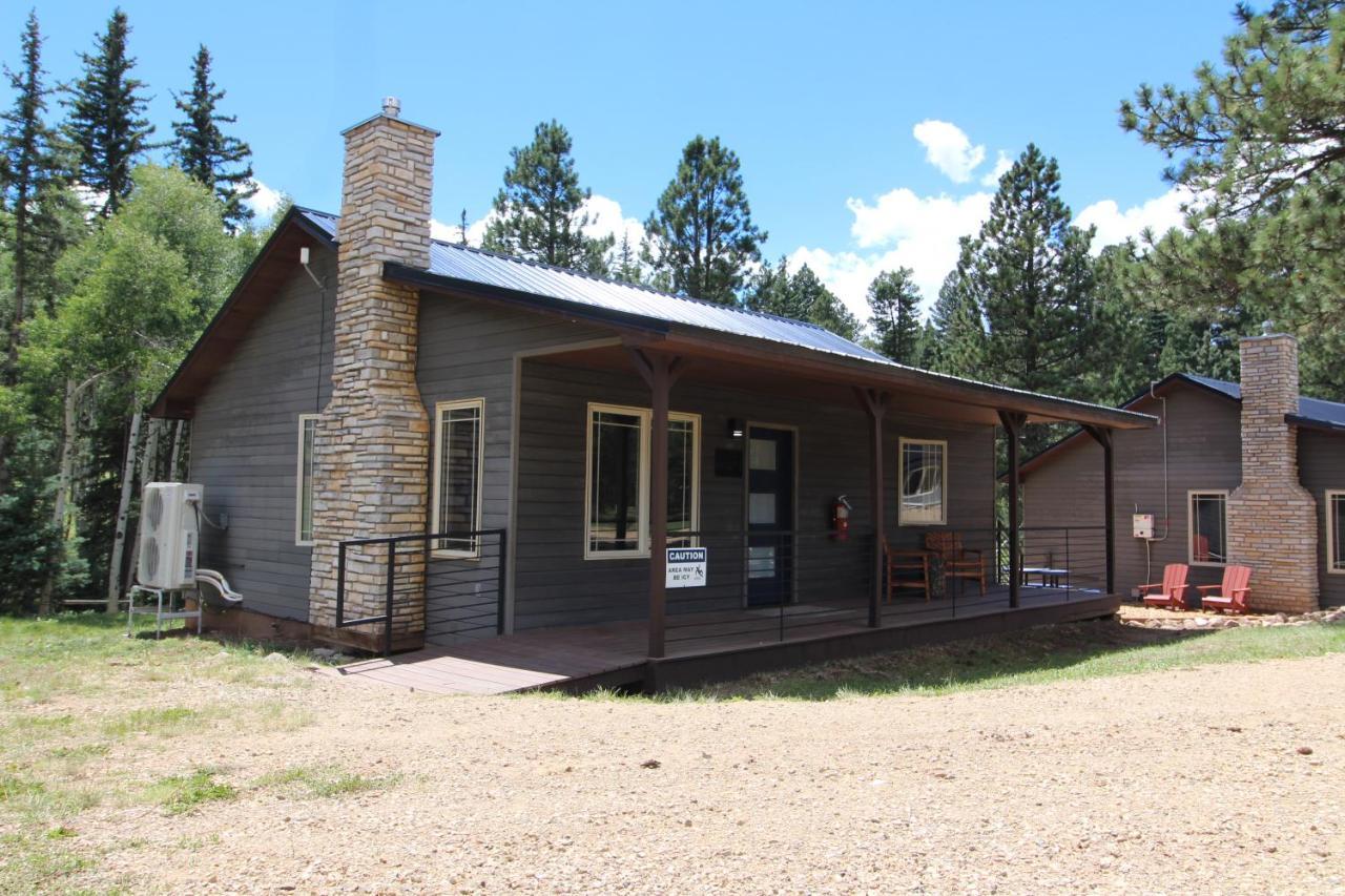 Aspen Springs Angel Fire Aparthotel Exterior photo